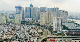Property market to be strong in 2022: analysts