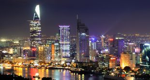 HCMC launches night river tour