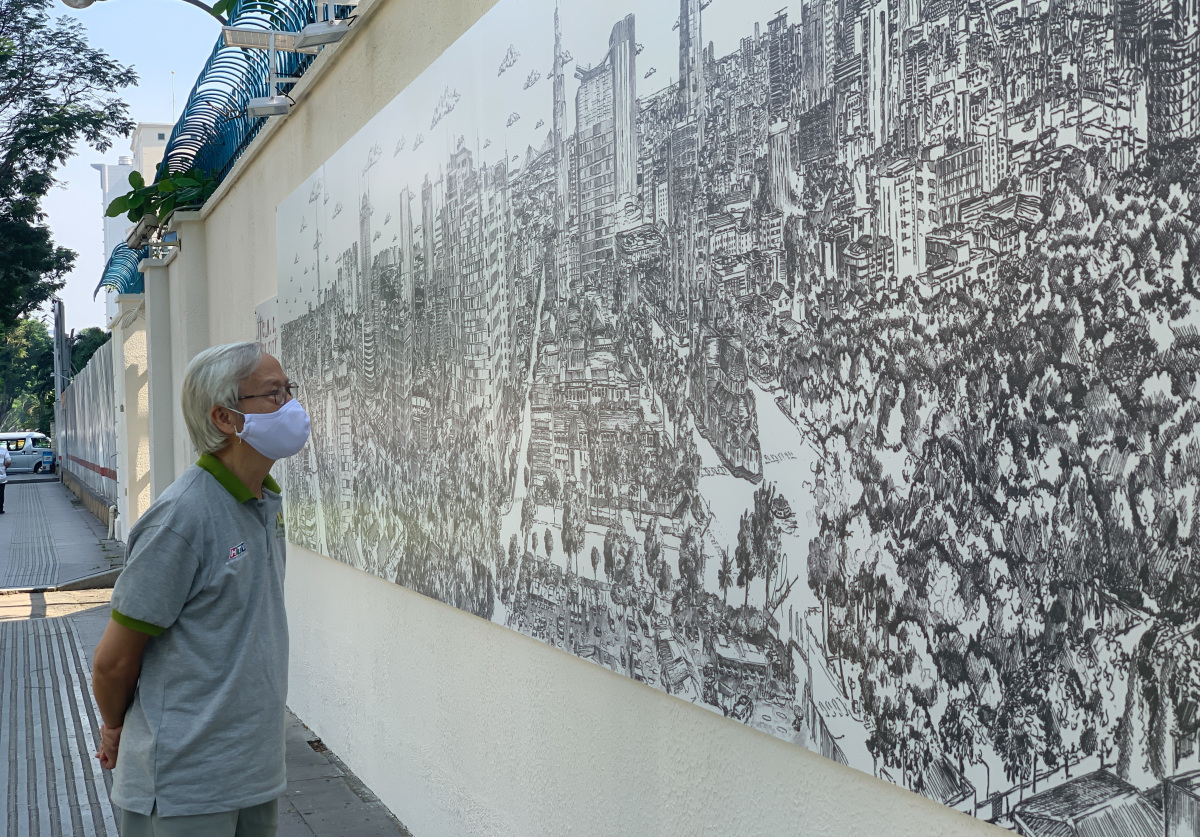 Viet Bac, 72, said: The sketches are very beautiful and detailed, helping viewers see the development of the city when viewed from above.Exhibition is open to the public until June 1, 2022. Once finished, the painting will be auctioned and the money raised is donated to childrens charities in HCMC.