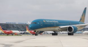 Vietnamese carriers open ticket sales for international flights