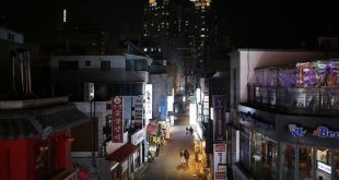 Businesses fret as South Korea reimposes Covid-19 curfews