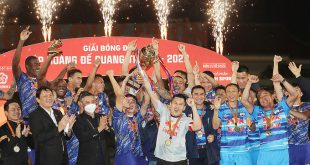 Thai coach wins first title with V. League club