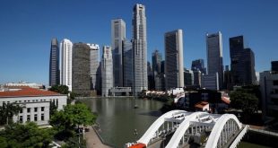 Business investment into Singapore dropped 31 percent in 2021