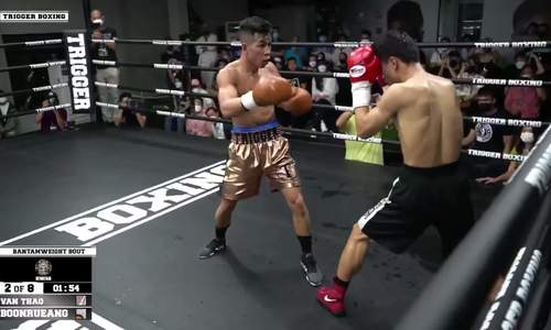 Văn Thảo knock-out võ sĩ Thái Lan