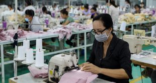 Factories lack workers as thousands extend Tet leave