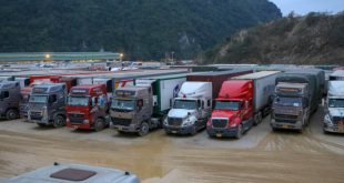 Border province extends entry ban on trucks as tardy Chinese clearance continues