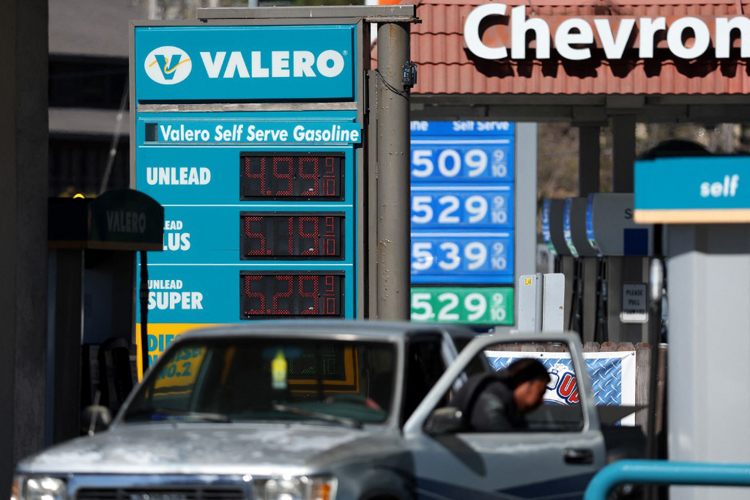 Gas prices over $5.00 a gallon are displayed at Valero and Chevron gas stations on February 23, 2022 in Mill Valley, California, the US. Photo by Justin Sullivan/Getty Images/AFP