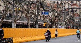 Shanghai denies lockdown rumors as daily Covid infections near 1,000