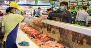 Fruits, meats buck trend of surging prices