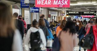 US travel industry urges White House to lift Covid restrictions, mask mandate