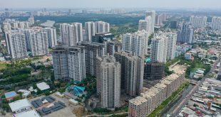 Tightening real estate loans can curb speculation, stabilize market: experts