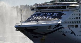 Cruise ships return to Australia after two-year Covid ban