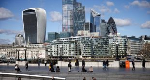 UK to enter recession this year, think-tank NIESR forecasts