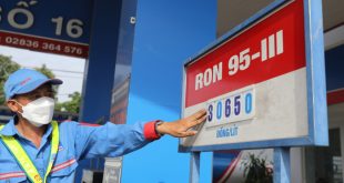 Vietnam fuel prices same as global average: ministry