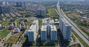 Property sector slows down amid unfavorable market conditions