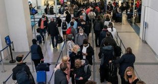 US wants airlines to boost help for stranded, delayed passengers