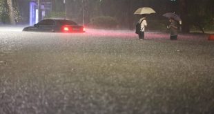 Record rain leaves at least 7 dead in South Korean capital