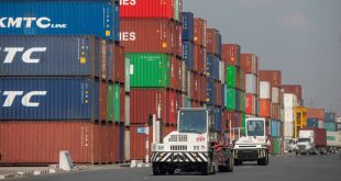 Freight rates to fall after lag as oil declines