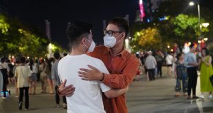 Saigon man's community project spreads loves with free hugs