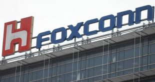 Apple supplier Foxconn quadruples bonuses to staff hit by China Covid lockdown