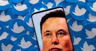 Elon Musk says he will find a new leader for Twitter