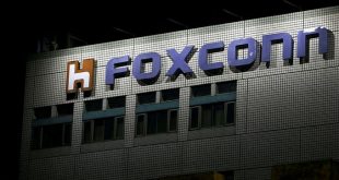 Foxconn's Zhengzhou plant hit by fresh worker unrest, social media livestreams show