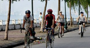 Cycling becomes hot trend in Hanoi
