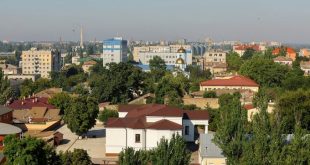 Russia abandons Ukrainian city of Kherson in major retreat