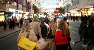 Six in ten Britons will spend less at Christmas, Deloitte survey shows