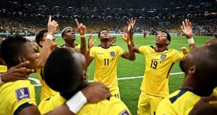 Valencia double helps Ecuador cruise past hosts Qatar in World Cup opener