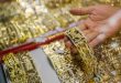 Gold prices climb up