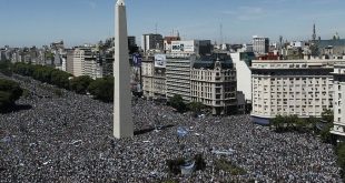 Argentina's World Cup heroes airlifted in helicopters as street party overflows