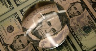 Dollar tumbles at banks