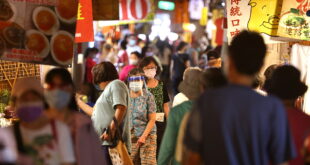 Taiwan lifts mask mandate in restaurants, offices