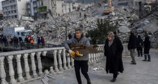 Turkey detains 12 over collapsed buildings after quake: report