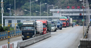 Vietnam to reduce unofficial exports over land borders