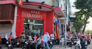 Customers irate as Apax Leaders shut down without offering refunds