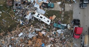 Death toll tops 20 as storm takes aim at eastern US