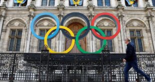 Olympics Paris 2024 plans Games relay changes, fewer torches, source says