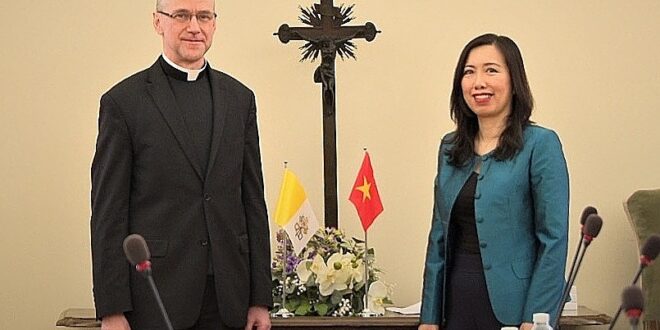 Vietnam, Vatican relations record progress: officials