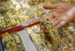 Gold prices continue to gain