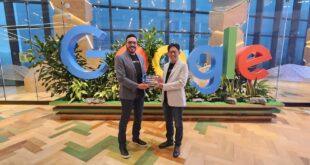 Mr Mark Micallef, Managing Director, Google Cloud, Southeast Asia, and Mr Ng Kuo Pin, CEO, NCS, at NCS-Google Cloud Strategic Partnership Launch