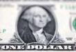 Dollar decreases against dong