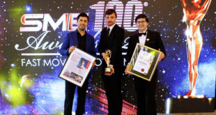 Hassan Ahmed (CTO), Iaroslav Kudritskiy (COO) and Gerardo Jose Salandra (CEO) of respond.io with their award at the SME100 2023 Awards