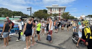 Foreigners flock to Phu Quoc for New Year holiday