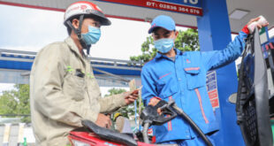 Gasoline price rises to six-week high