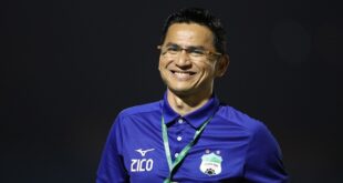 Thai football legend Kiatisuk to part ways with HAGL to coach Hanoi club