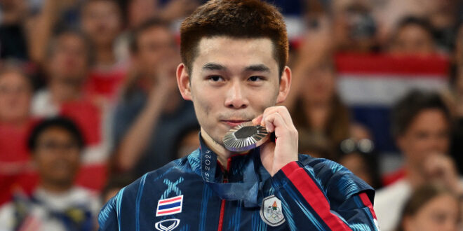 Thailand wins historic Olympic medal in badminton